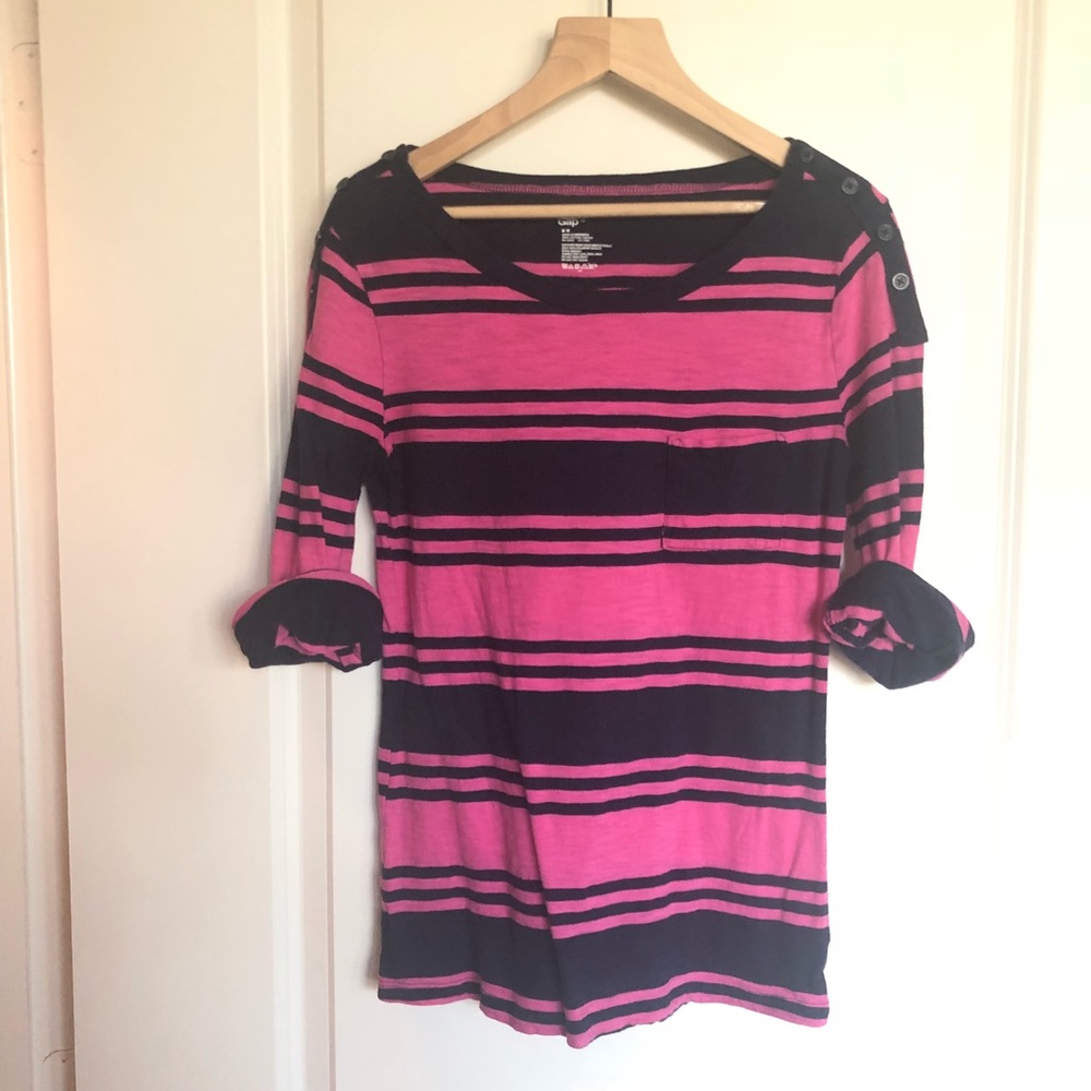 Gap 3/4 length T-shirt